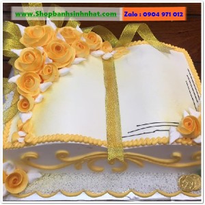 Bánh Sinh Nhật Cuốn Sách - RT51